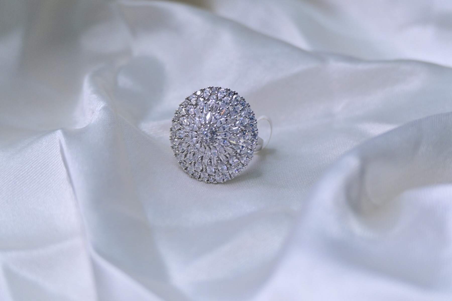 Glittering Silver Ring