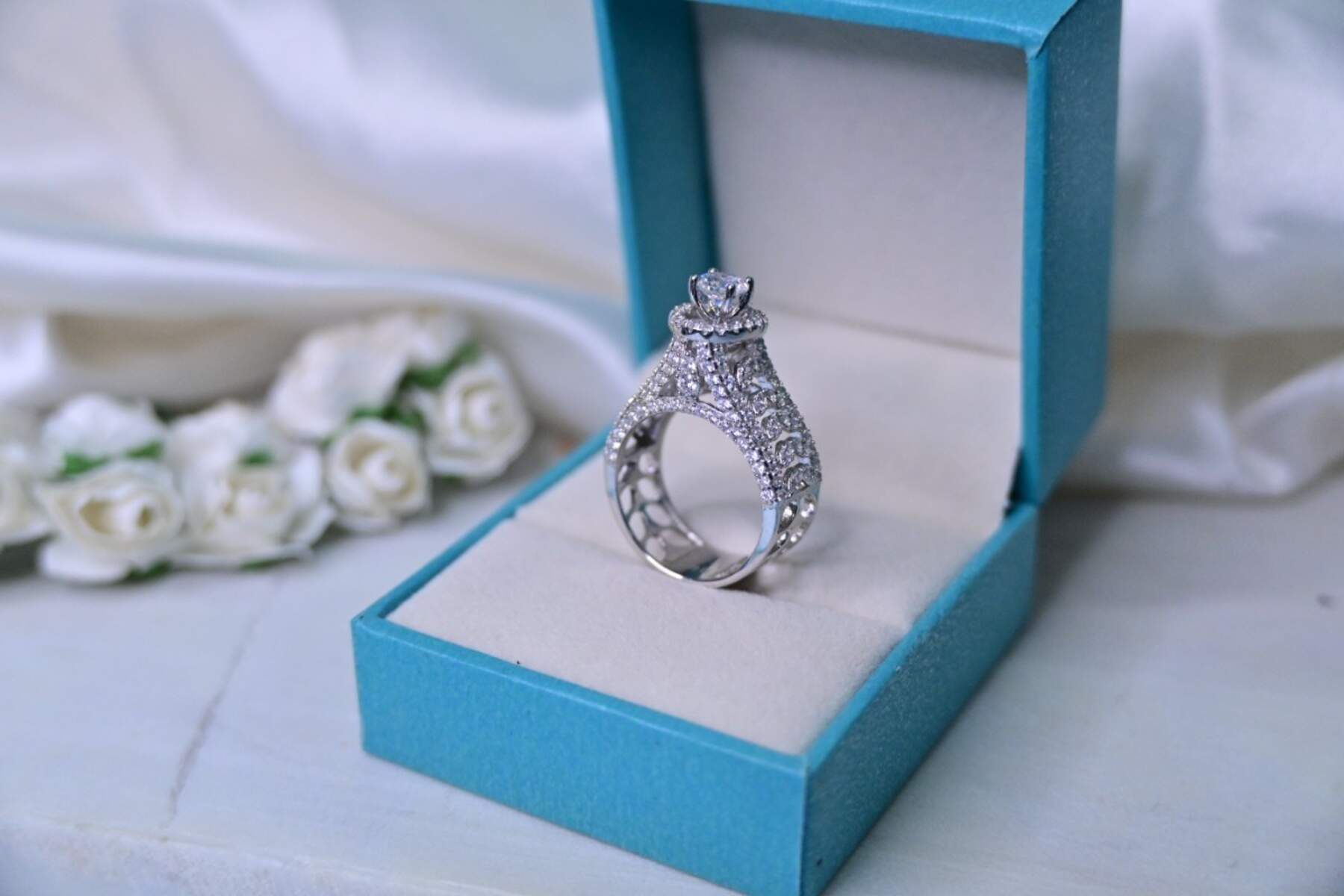 Classic Queen Solitaire Ring
