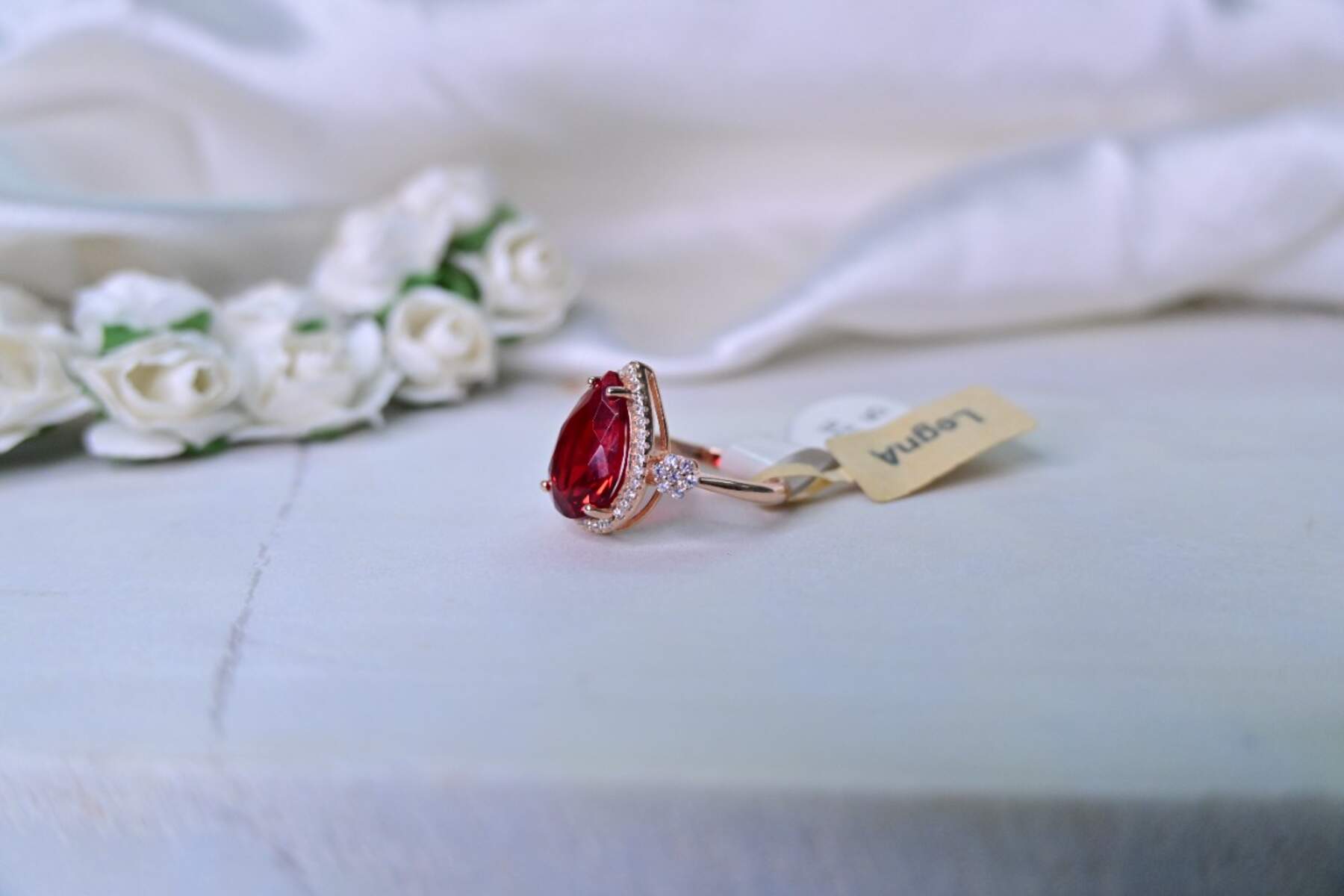Glittering Rose Gold Ring