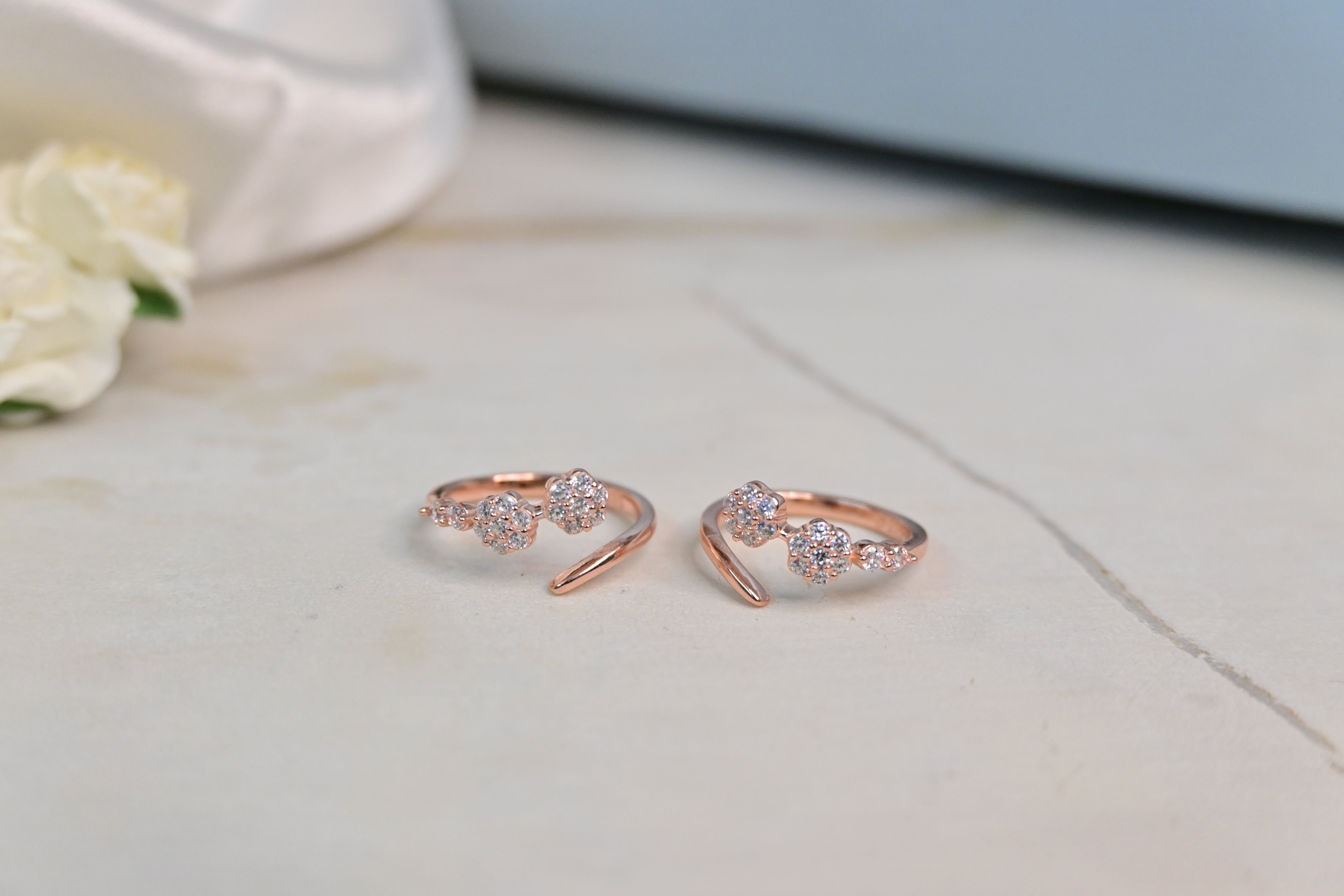 Classy RoseGold Toe Rings